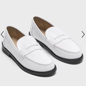 Theory Brand New Elegant White Leather Loafers. Made in Italy. 100% Calf Leather